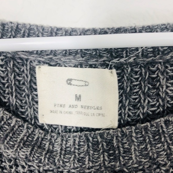 🔥SALE🔥 Pins & Needles dark gray sweater medium oversized - Picture 7 of 7